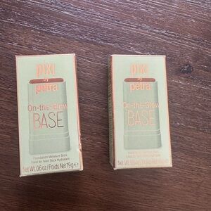Pixi by Petra On-the-Glow BASE Foundation - Caramel -bundle